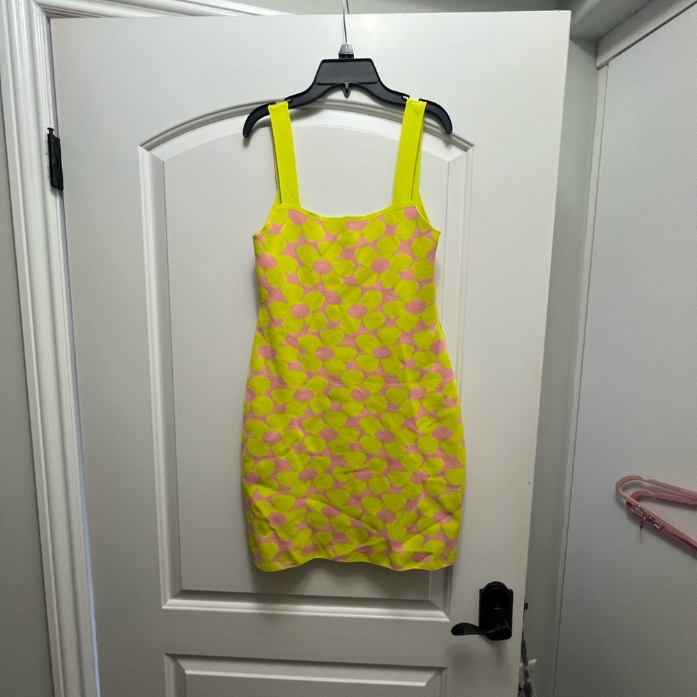 Zara dress - Picture 2 of 4